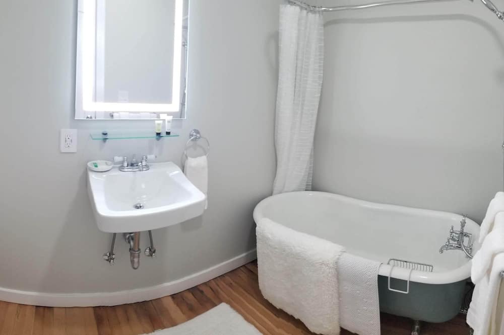 Photo of Bedroom in Centralia