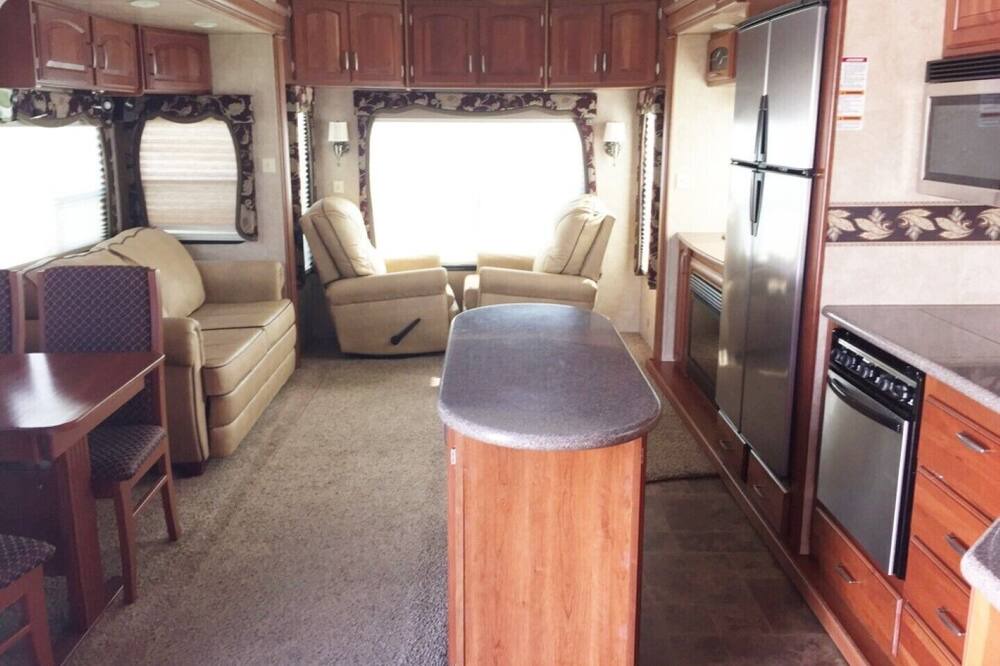 Photo of Others in Oak Hill