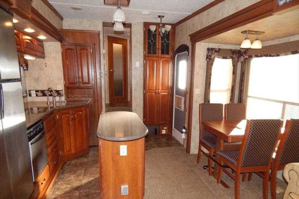 Photo of Others in Oak Hill