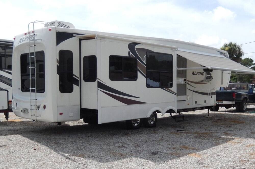 Photo of Others in Oak Hill