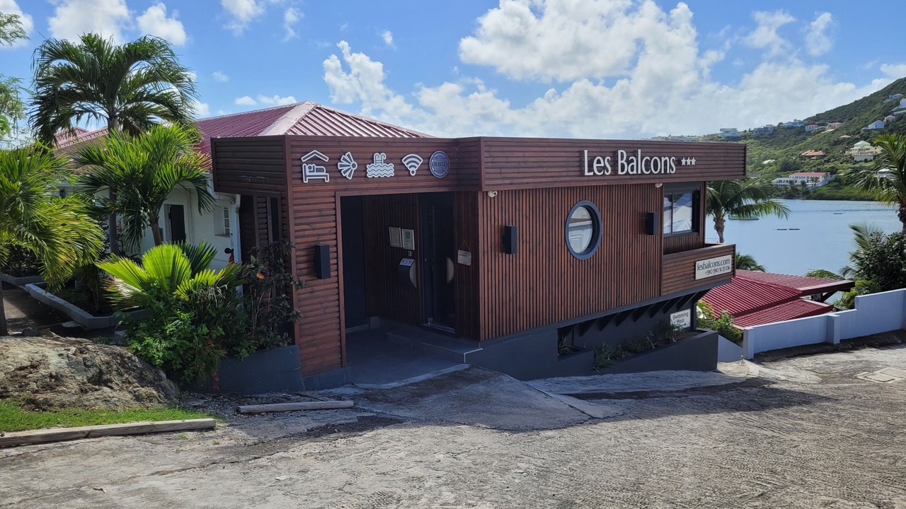 Photo of Outdoor in Oyster Pond