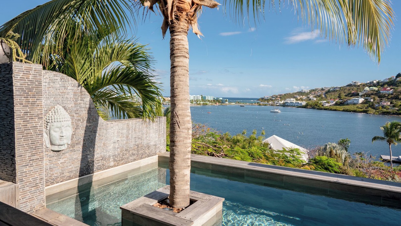 Photo of Outdoor in Oyster Pond