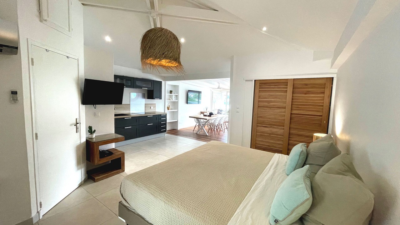 Photo of Bedroom in Oyster Pond