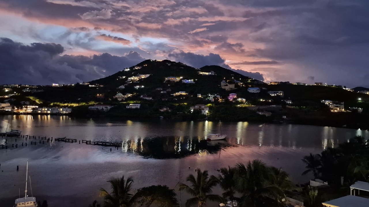 Photo of Bedroom in Oyster Pond