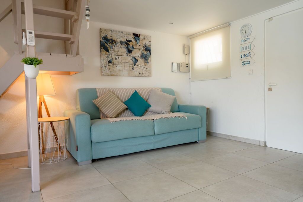 Photo of Others in Oyster Pond