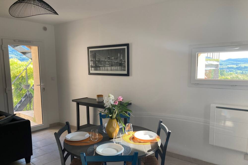 Photo of Kitchen in Mirabel-et-Blacons