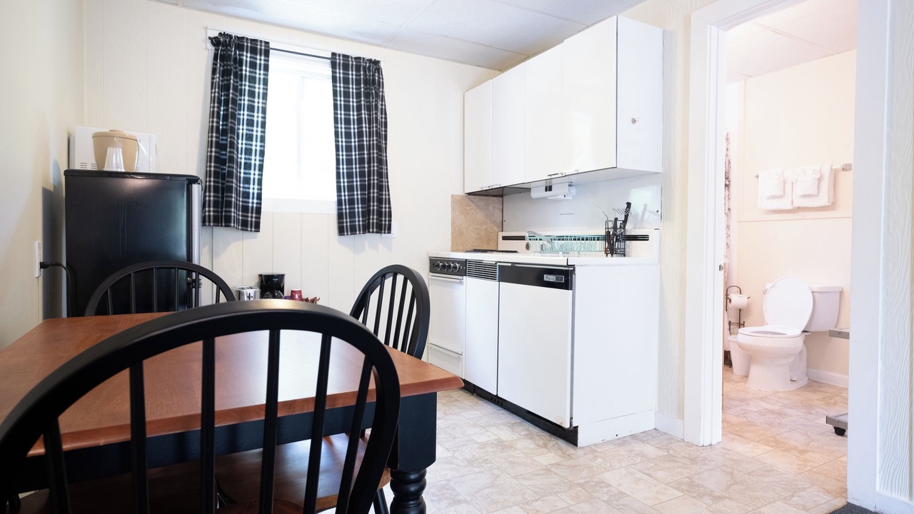 Photo of Bedroom in Salsbury Cove