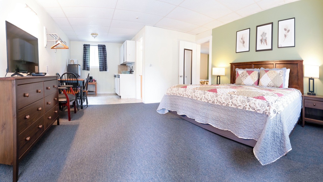 Photo of Bedroom in Salsbury Cove