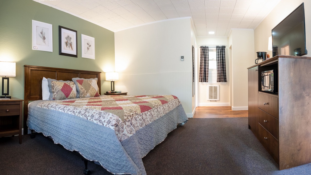 Photo of Others in Salsbury Cove