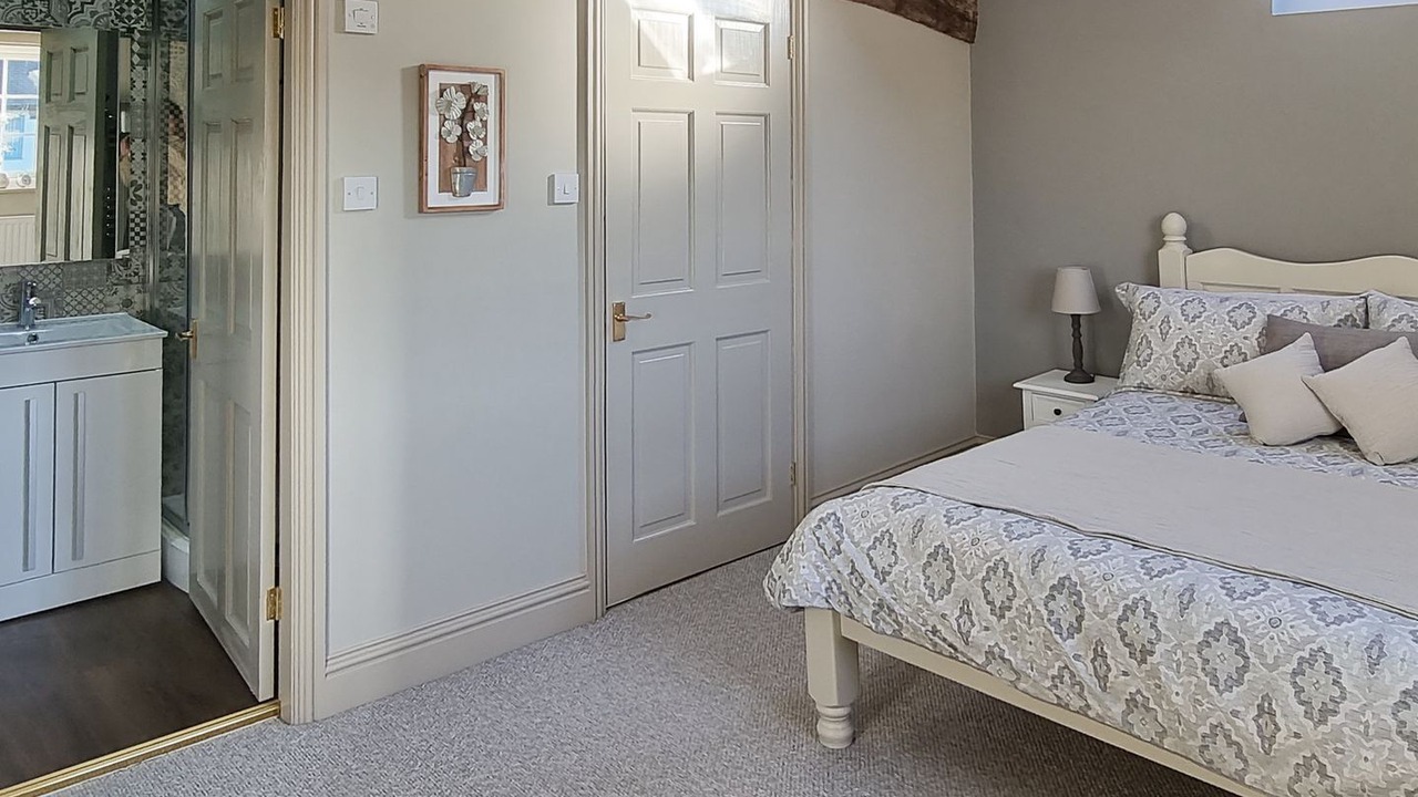 Photo of Others in Wychnor