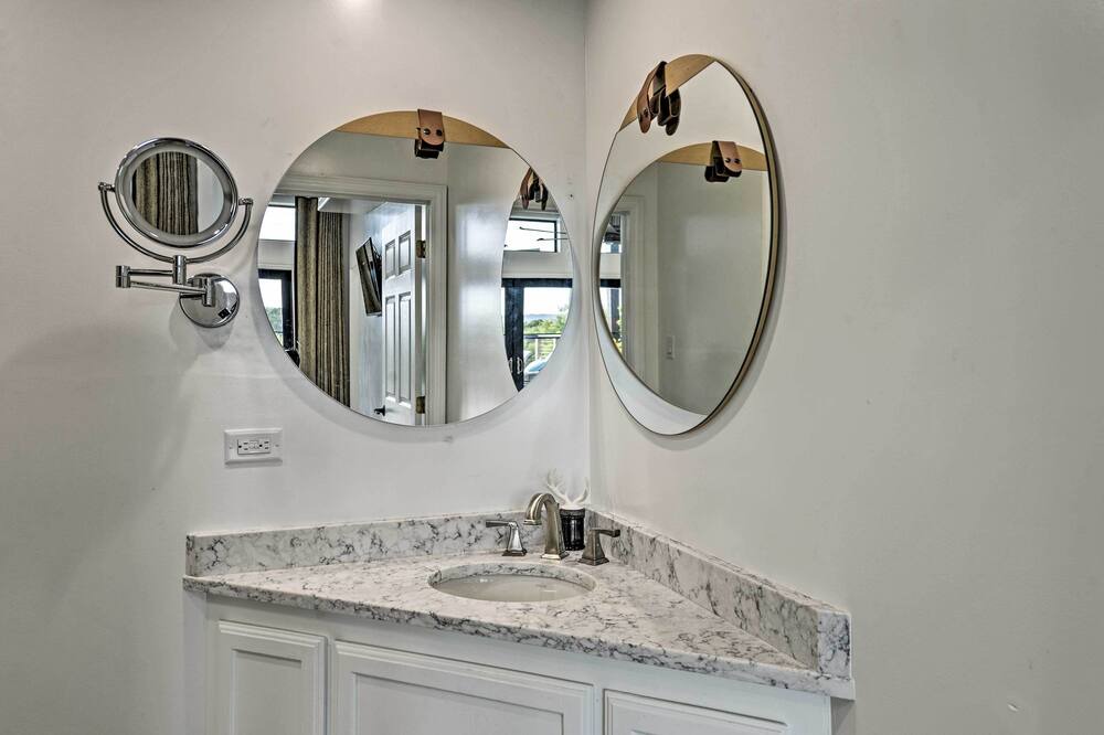 Photo of Bathroom in May