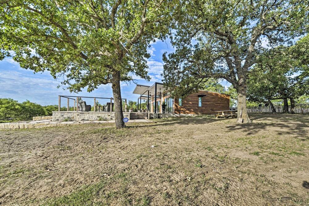 Photo of Outdoor in May