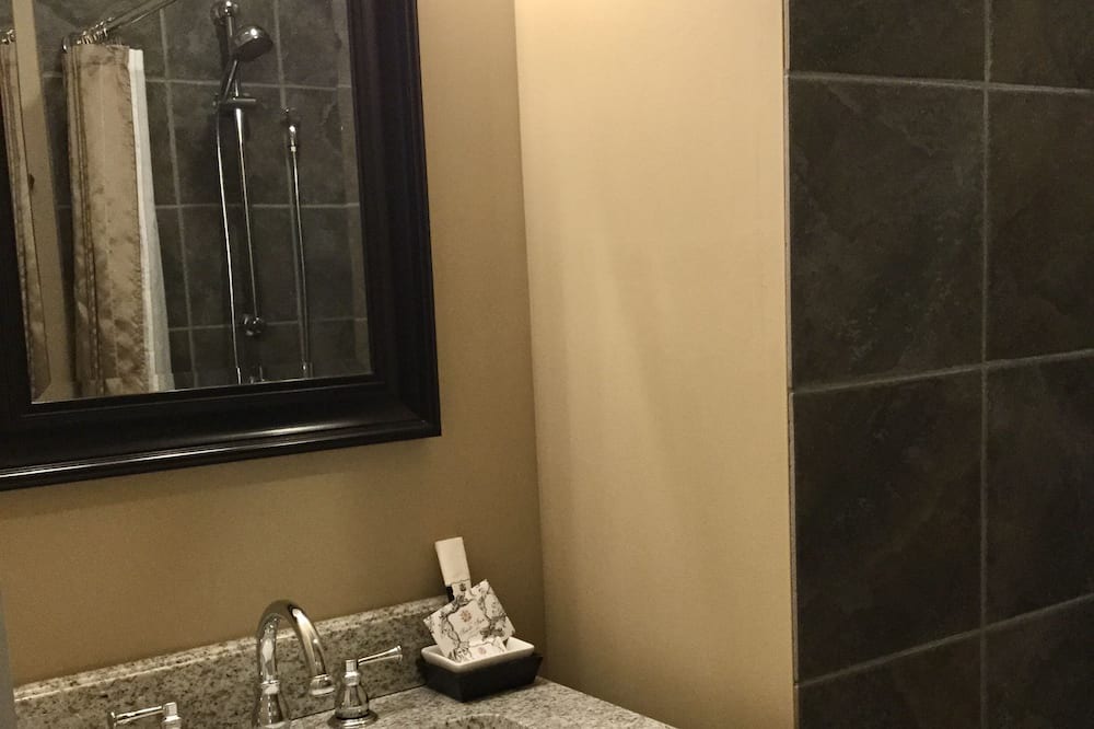 Photo of Bathroom in Urbana