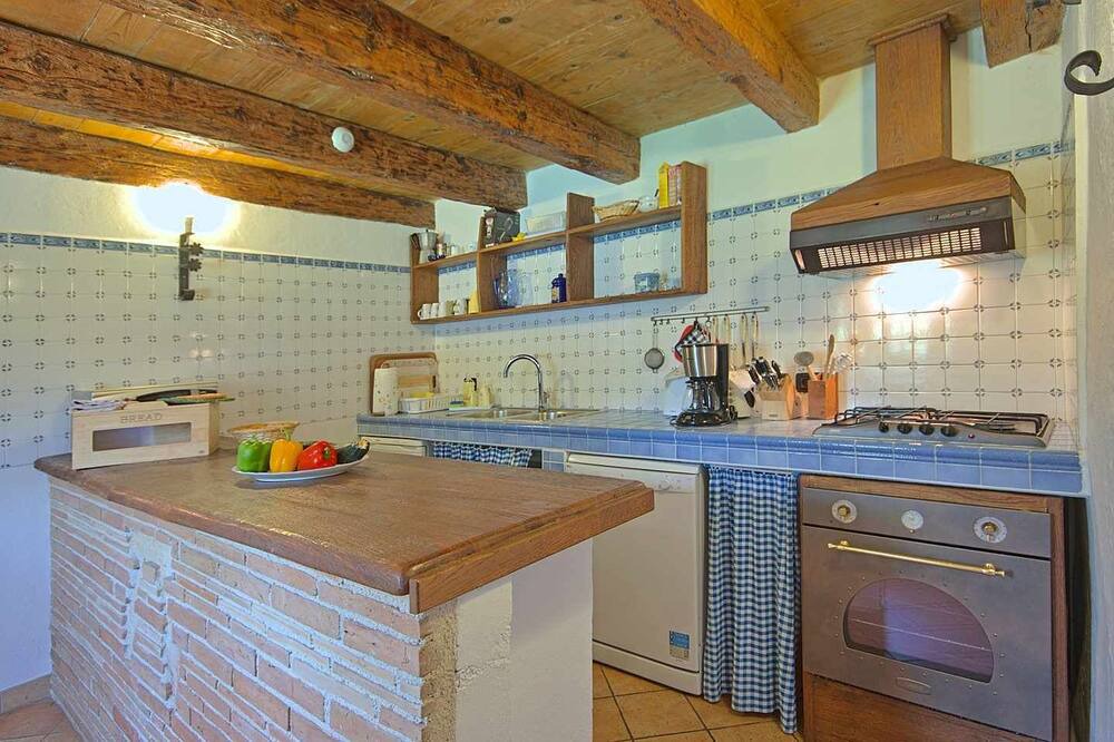 Photo of Kitchen in Mrgani