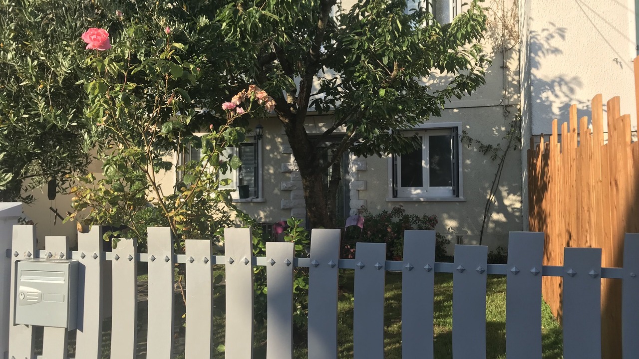 Photo of Outdoor in Orsay