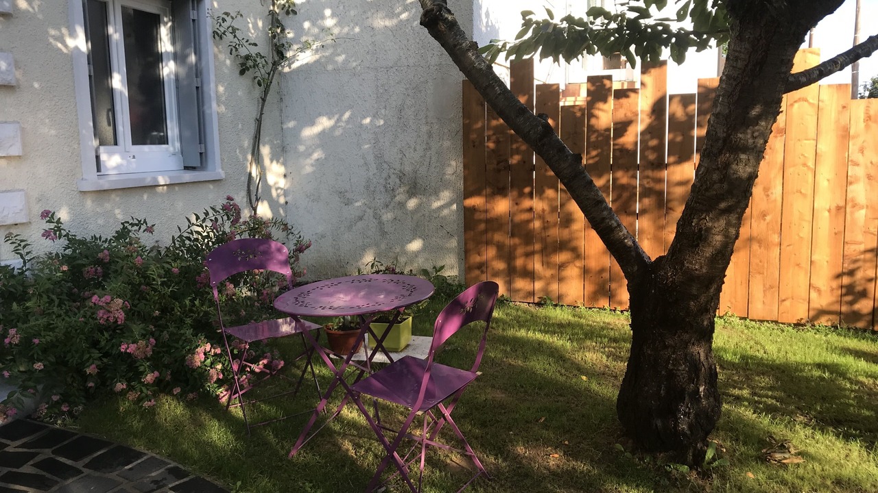 Photo of Outdoor in Orsay