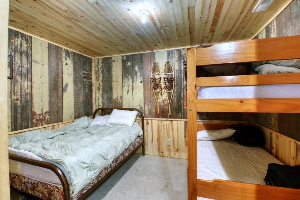 Photo of Bedroom in Osage