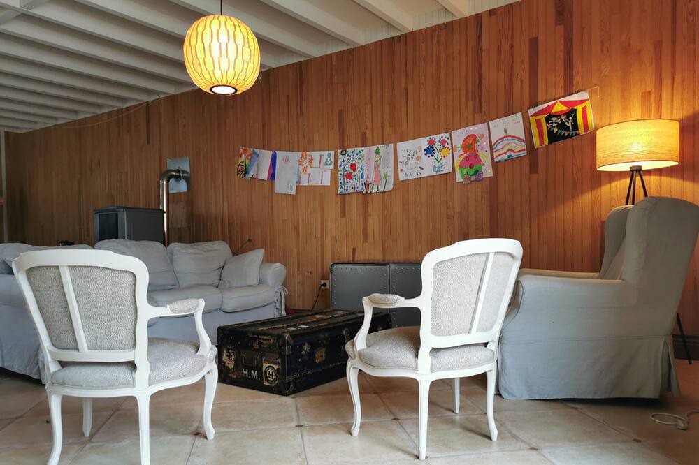 Photo of Livingroom in Nerac