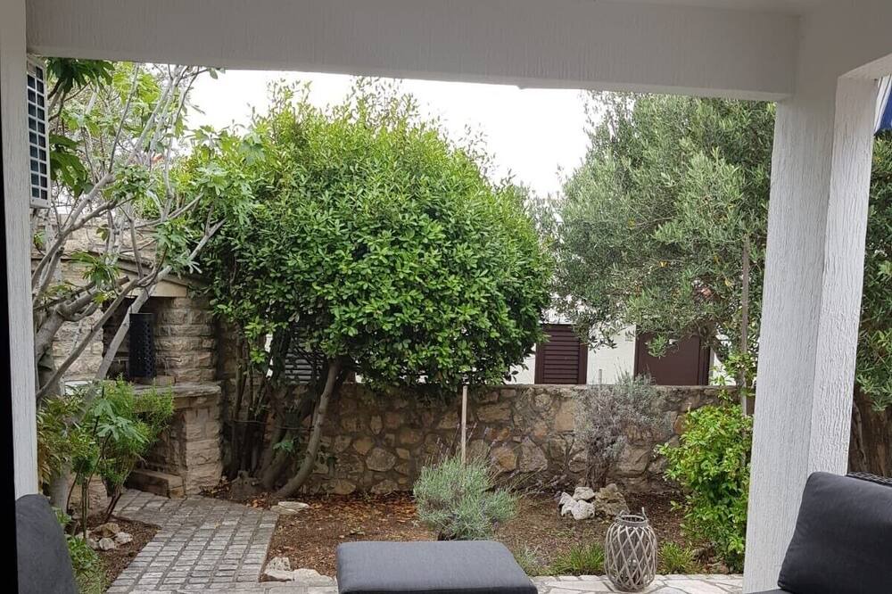 Photo of Patio Balcony in Kolanjski Gajac