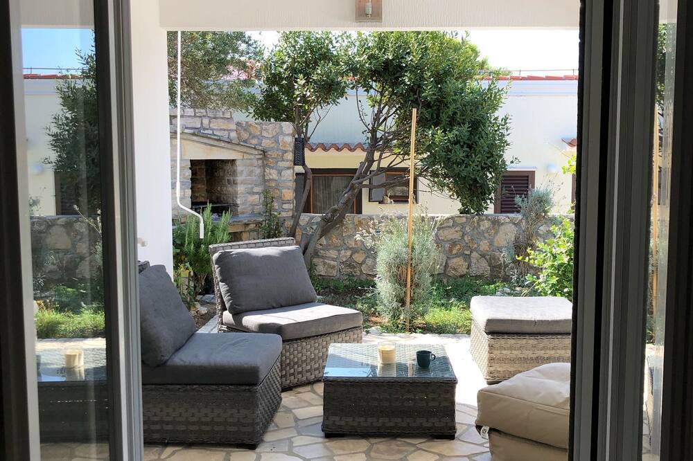 Photo of Patio Balcony in Kolanjski Gajac