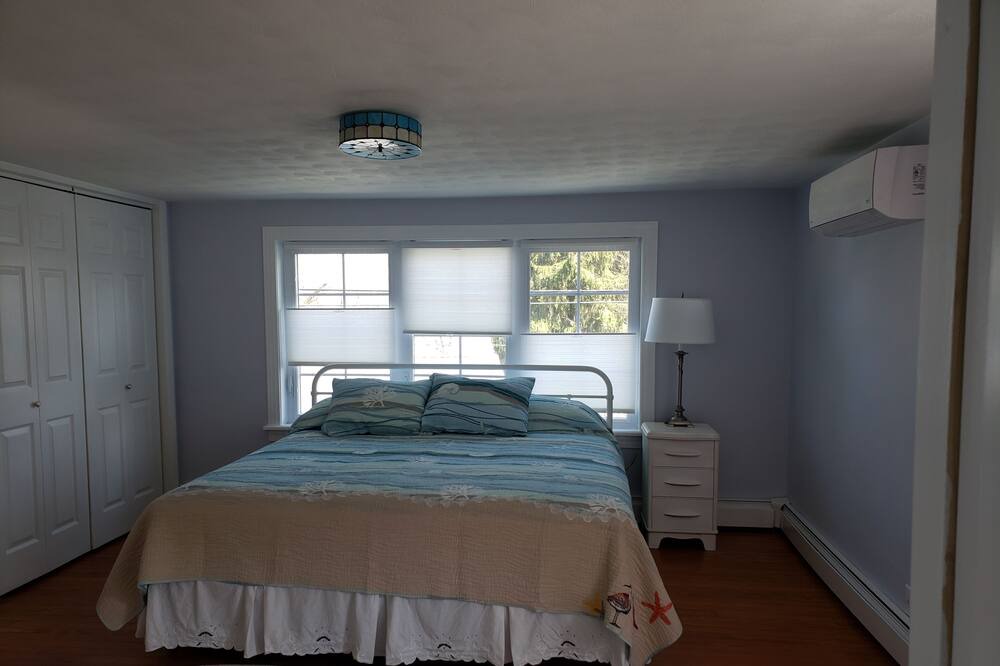 Photo of Bedroom in Wrightsville