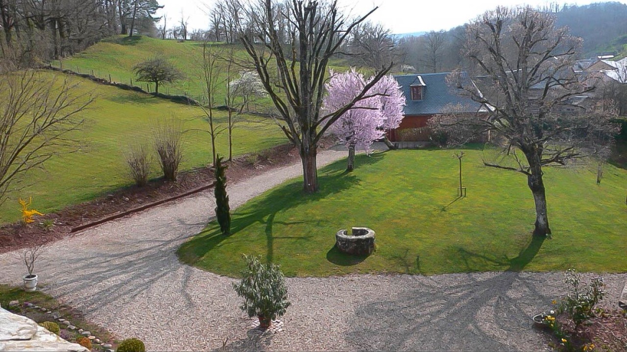 Photo of Outdoor in Bessuejouls