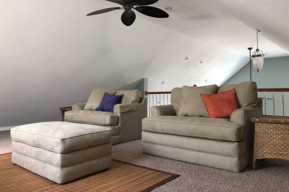 Photo of Livingroom in Sun Valley Lake