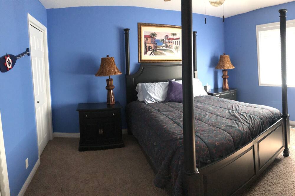 Photo of Bedroom in Sun Valley Lake