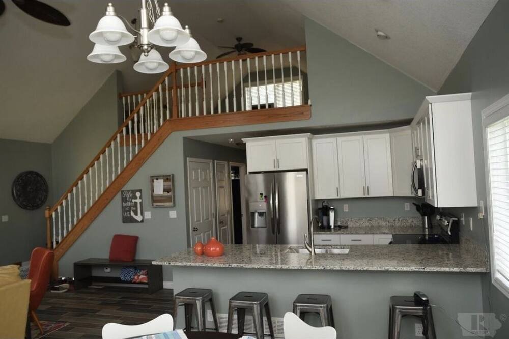 Photo of Kitchen in Sun Valley Lake