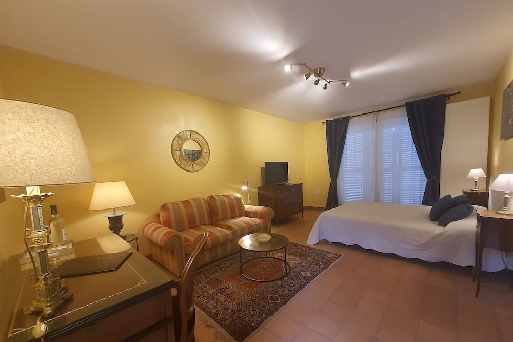 Photo of Bedroom in Savonnieres