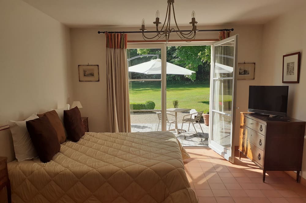 Photo of Bedroom in Savonnieres