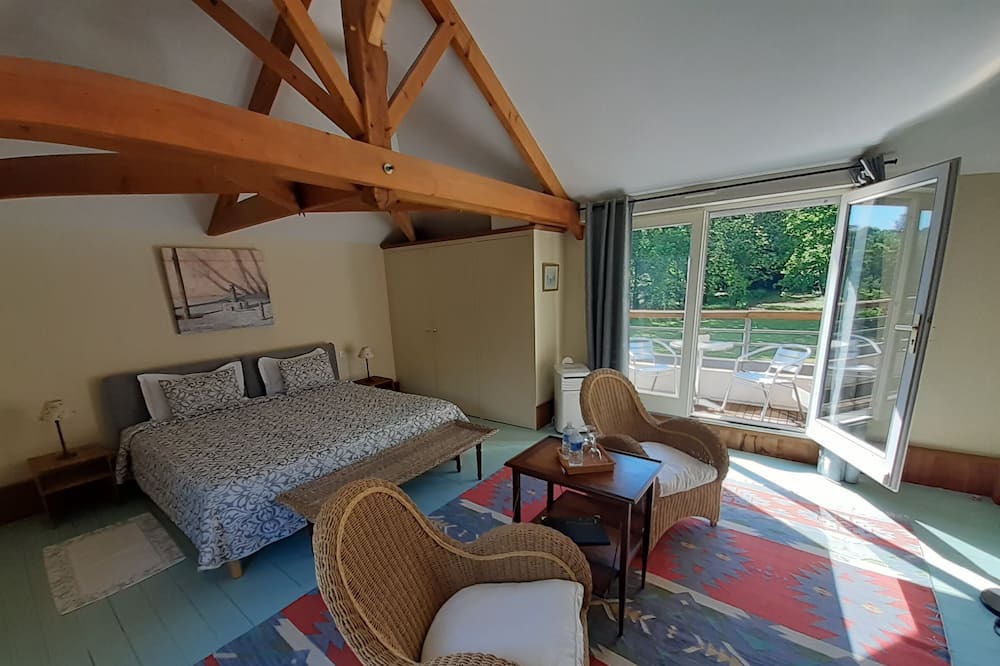 Photo of Bedroom in Savonnieres