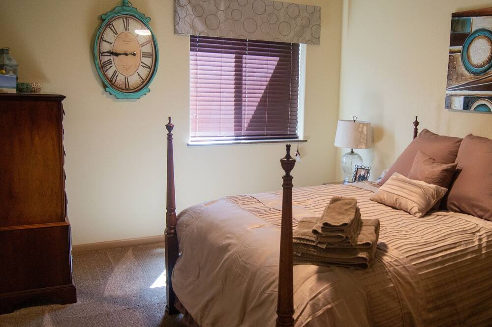 Photo of Bedroom in Casper