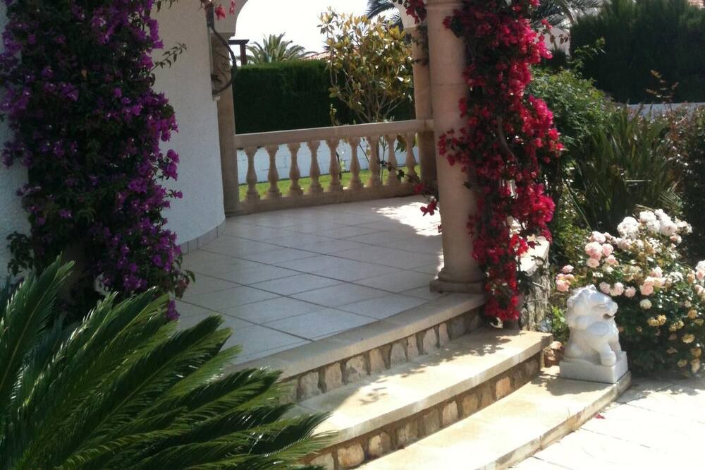 Photo of Others in Costa del Zefir