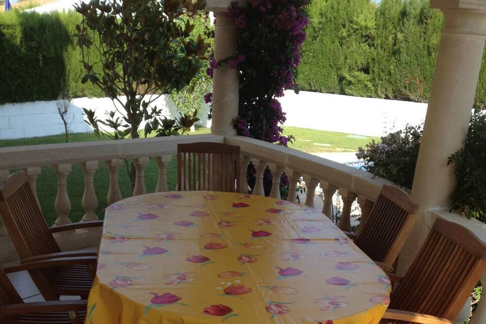Photo of Patio Balcony in Costa del Zefir
