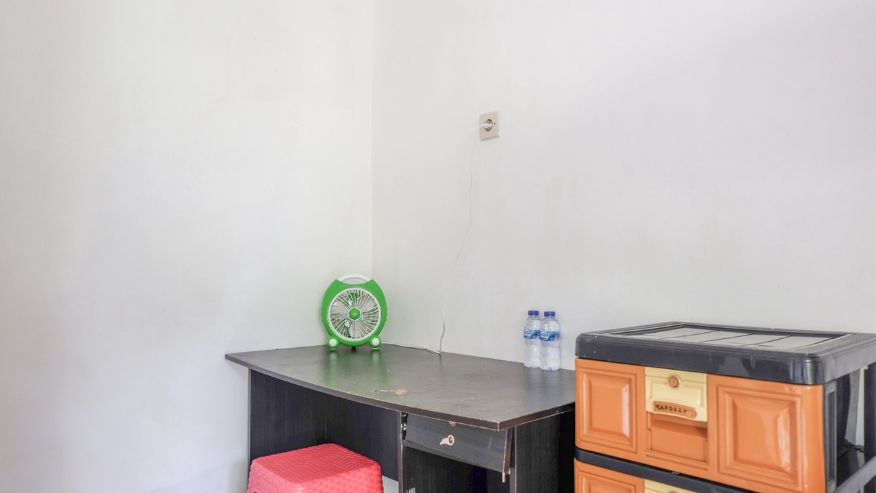 Photo of Bedroom in Delod Peken