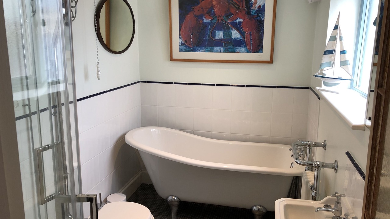 Photo of Bathroom in Brixham
