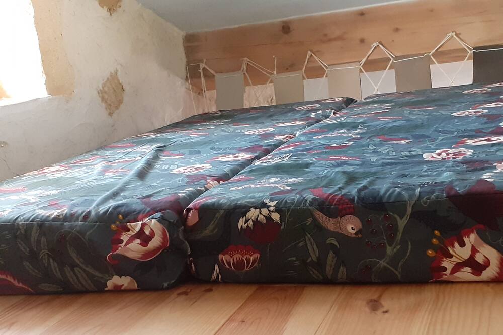 Photo of Bedroom in Pergain Taillac