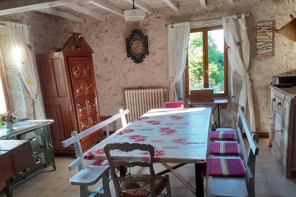Photo of Kitchen in Pergain Taillac