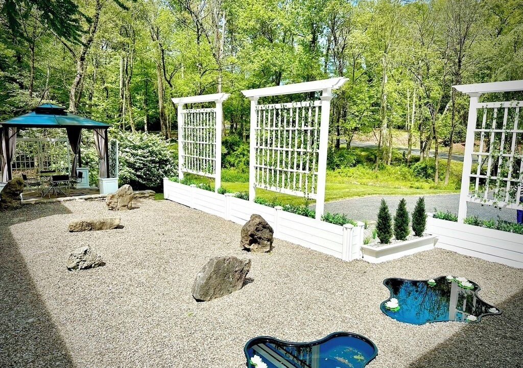 Photo of Outdoor in Blawenburg