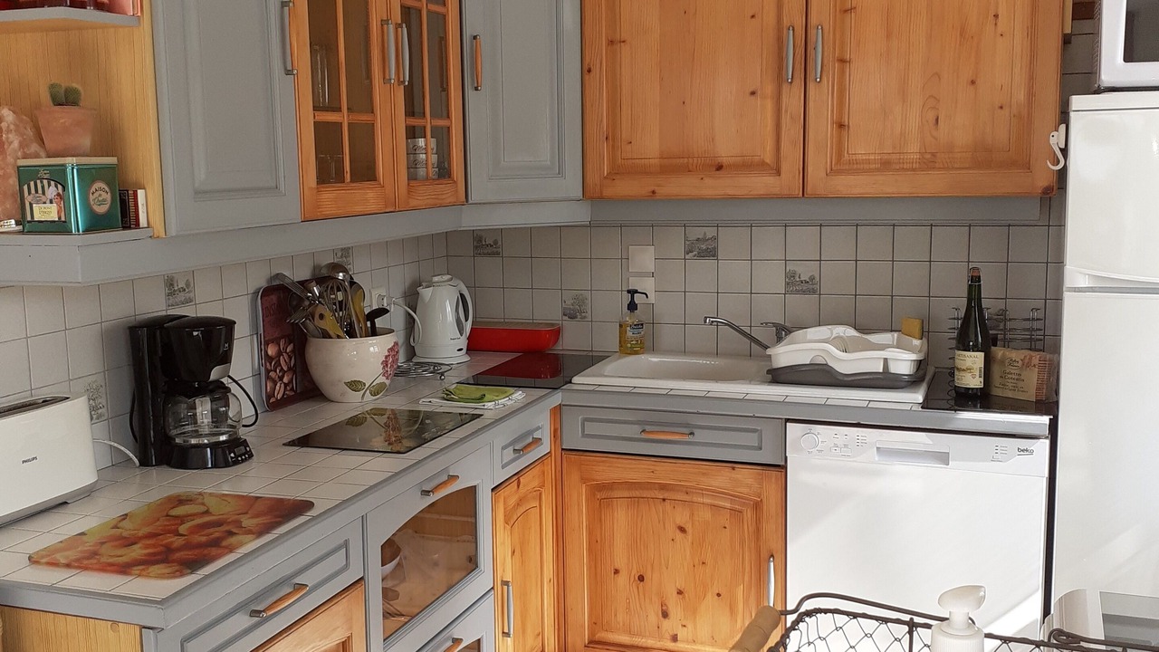 Photo of Kitchen in Cote Ouest Centre Manche