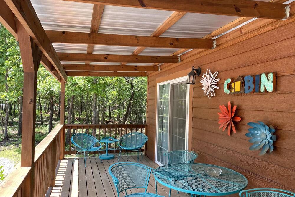 Photo of Patio Balcony in Okmulgee County