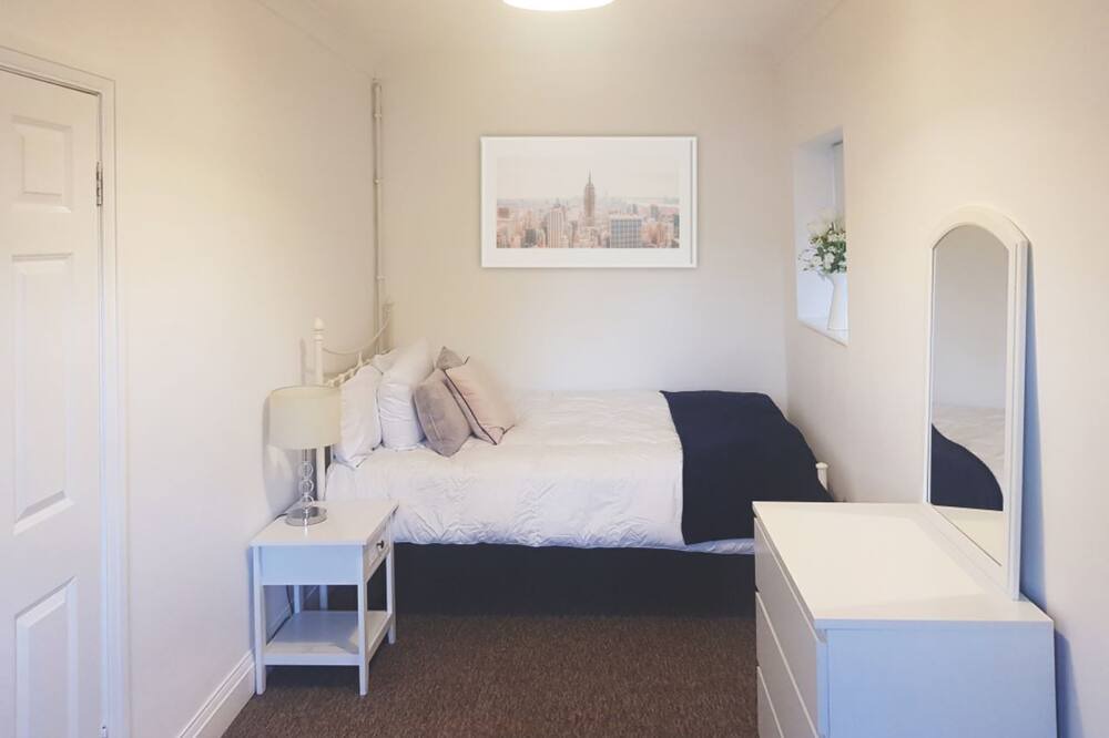 Photo of Bedroom in Heston Central