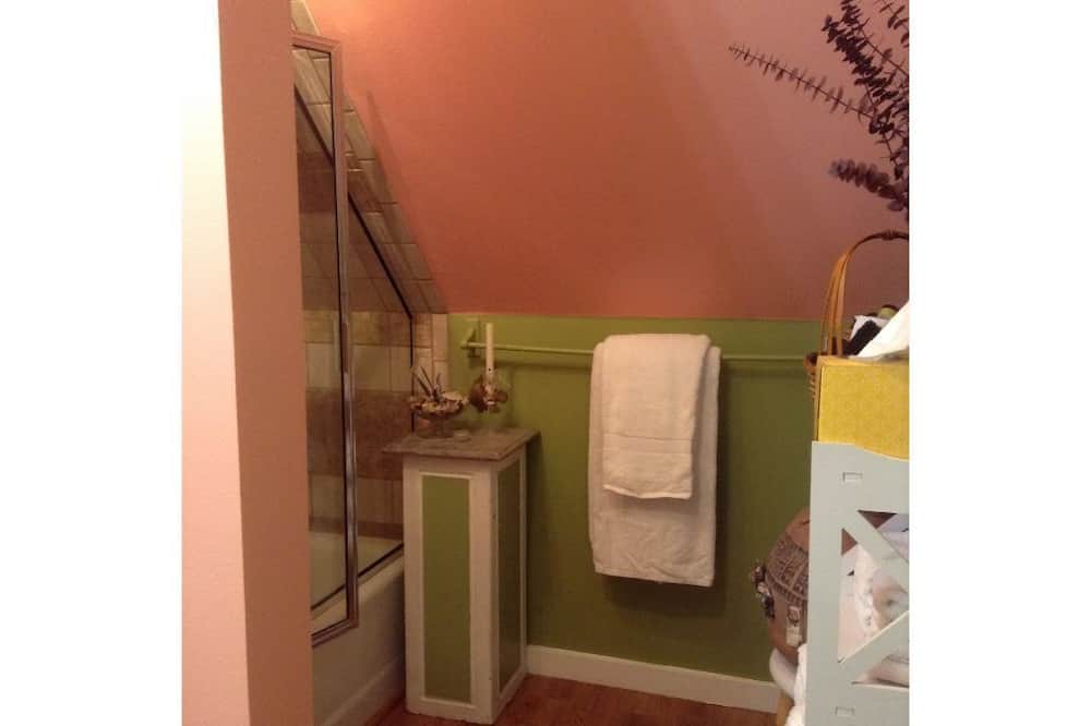 Photo of Bathroom in Hammond