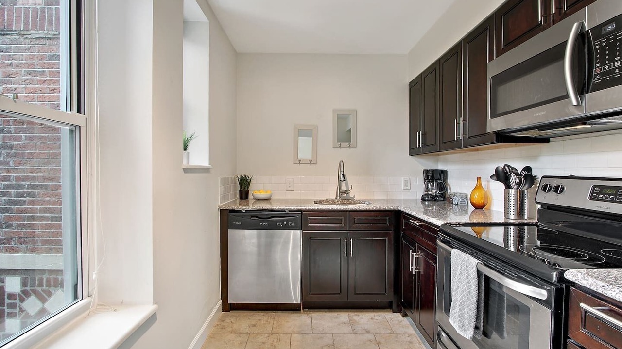 Photo of Kitchen in DeBaliviere Place