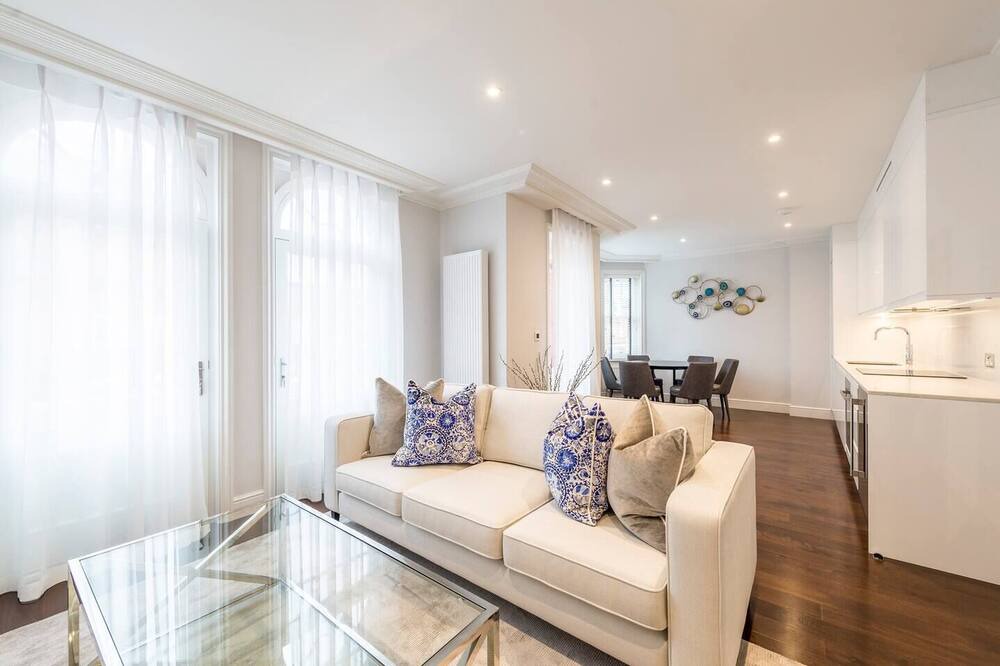 Photo of Others in Ravenscourt Park