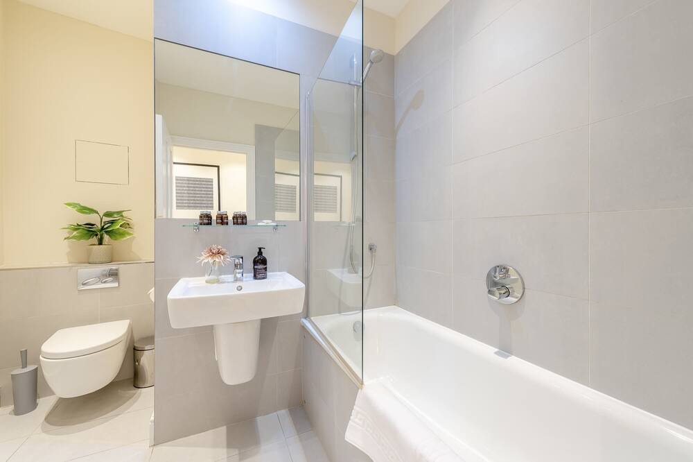 Photo of Others in Ravenscourt Park