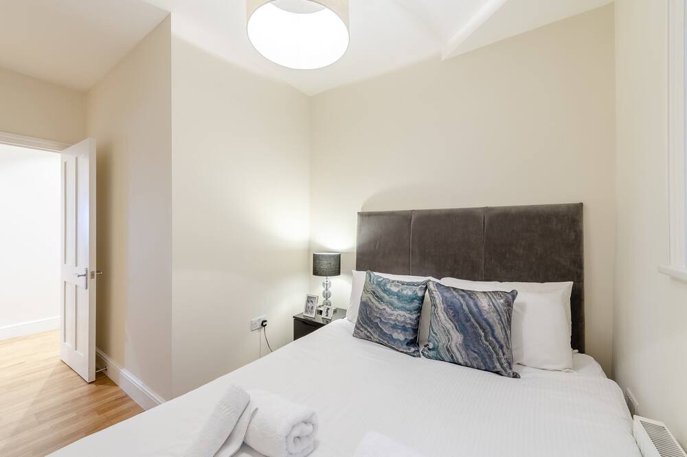 Photo of Others in Ravenscourt Park