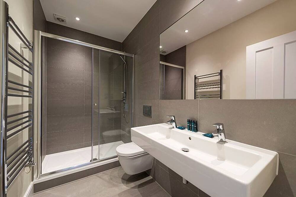 Photo of Others in Ravenscourt Park