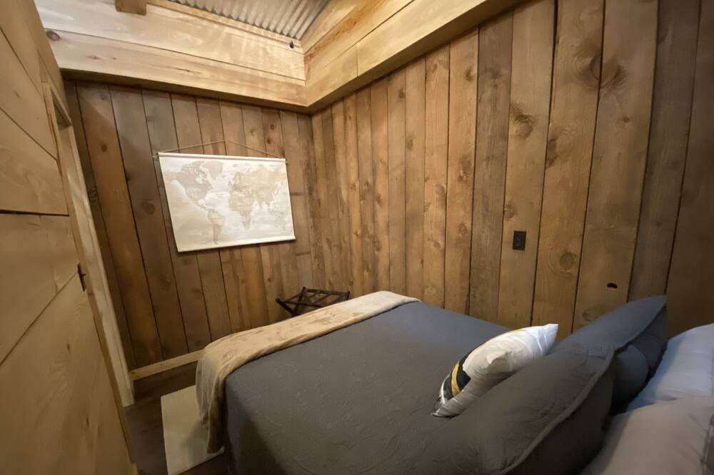 Photo of Bedroom in Norfork